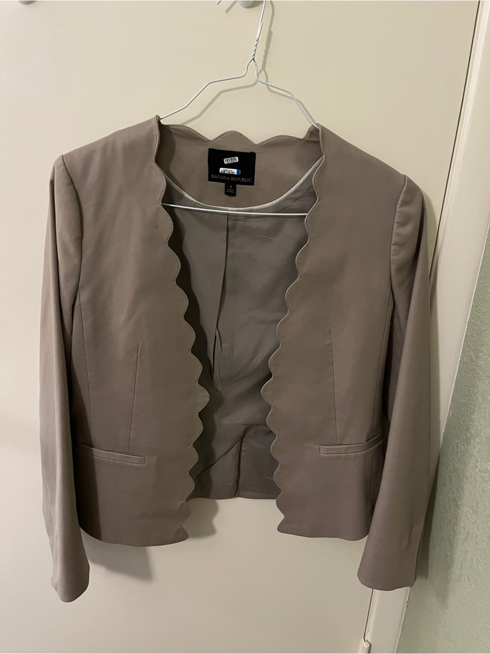 Banana Republic Scalloped Edge Taupe Blazer